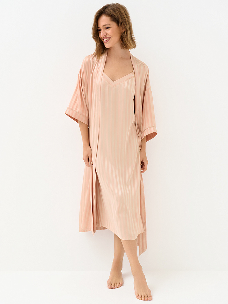 OmD 0414D LINE Халат жен.(длинный с запахом жаккард), PL, OMSA