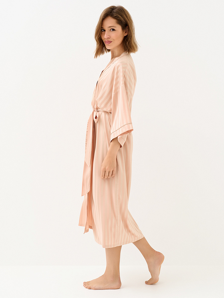 OmD 0414D LINE Халат жен.(длинный с запахом жаккард), PL, OMSA